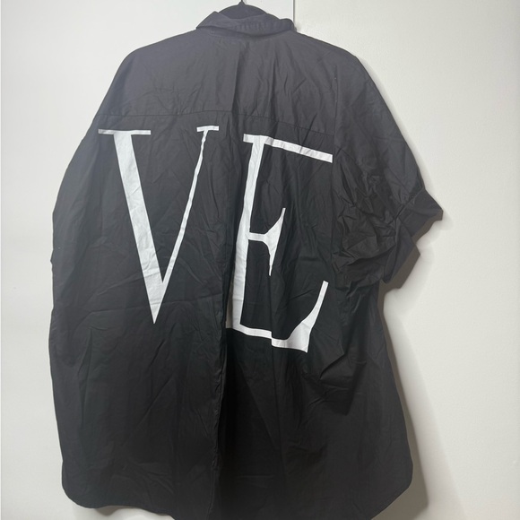 Black Button Down Shirt - Picture 15 of 16